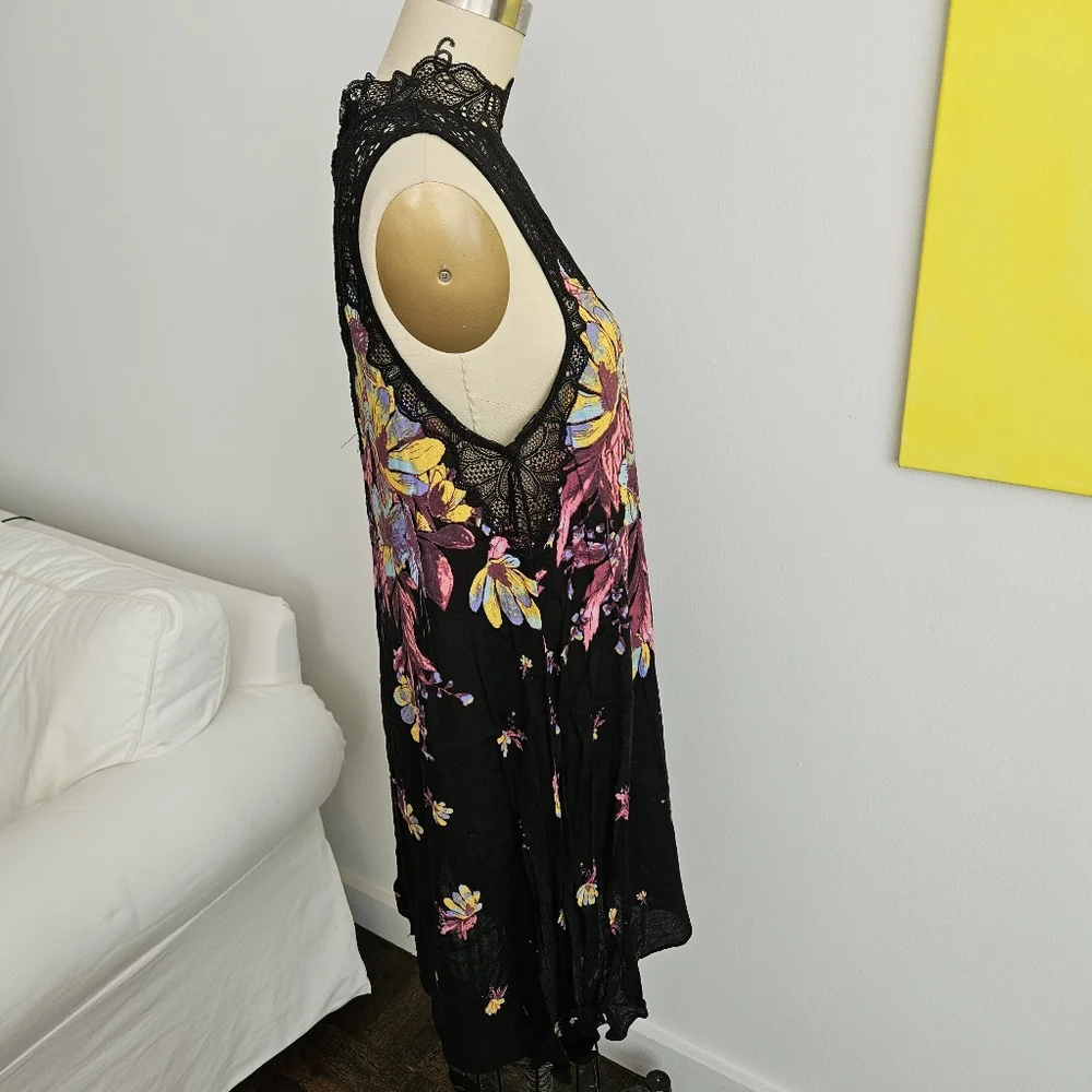 Free People Intimately lace detail dress. MEDIUM